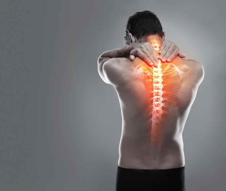 Lesão na coluna vertebral. Para abordar sobre a relação entre quiropraxia e saúde mental, devemos começar falando sobre a coluna vertebral